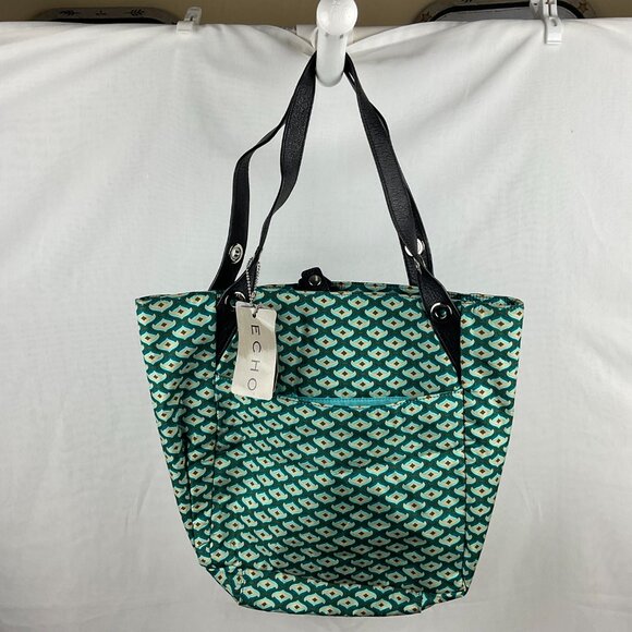 Echo Hand Bag - Picture 2 of 9